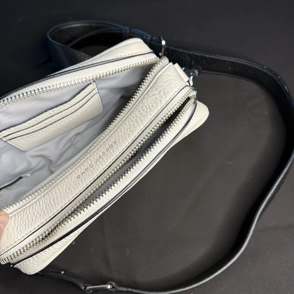 Marc Jacobs Ivory Crossbody Bag - Picture 7 of 12